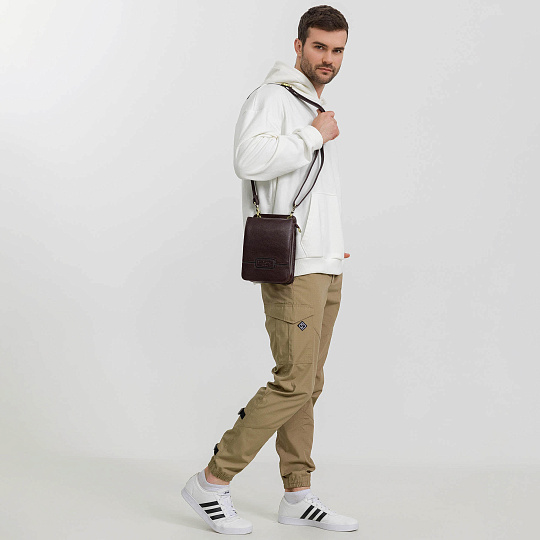 Сумка через плечо Dr.Koffer из натуральной кожи коричневая