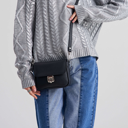 Женская сумка Dr. Koffer из натуральной кожи черная