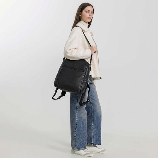 Рюкзак Dr.Koffer из натуральной кожи черный