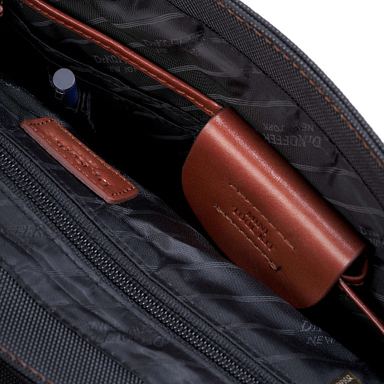 Деловая сумка Dr.Koffer из нейлона и натуральной кожи