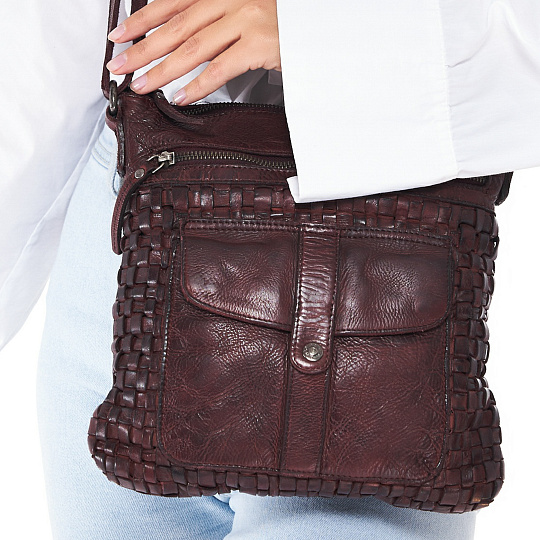 Сумка через плечо Dr.Koffer из натуральной кожи красная