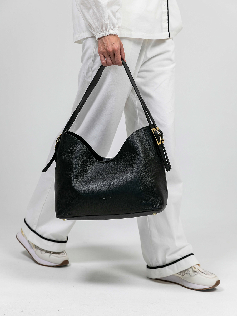 Женская сумка Dr.Koffer из натуральной кожи черная