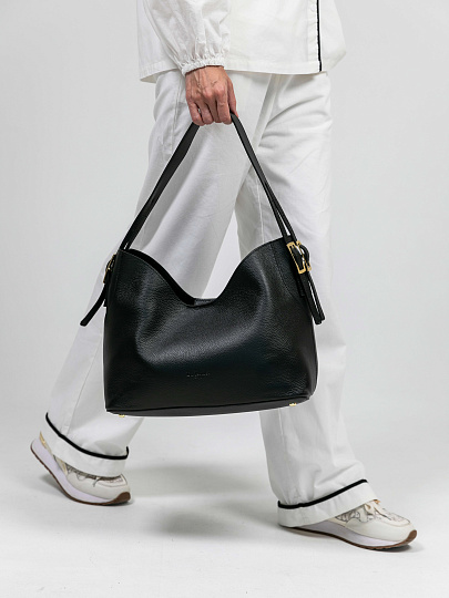 Женская сумка Dr.Koffer из натуральной кожи черная