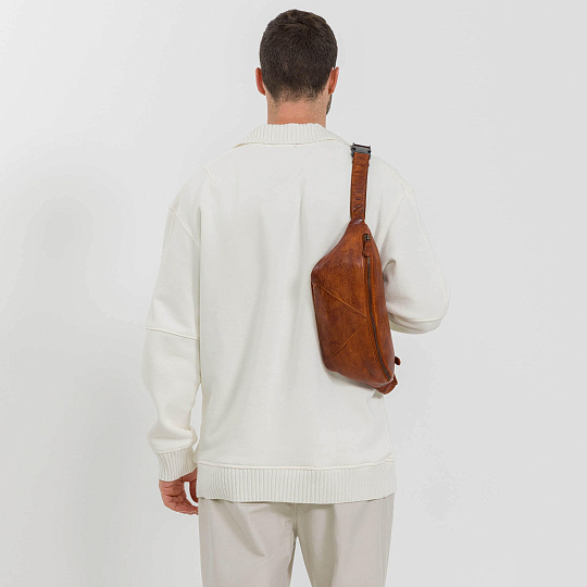 Сумка на пояс Dr. Koffer из натуральной кожи коричневая