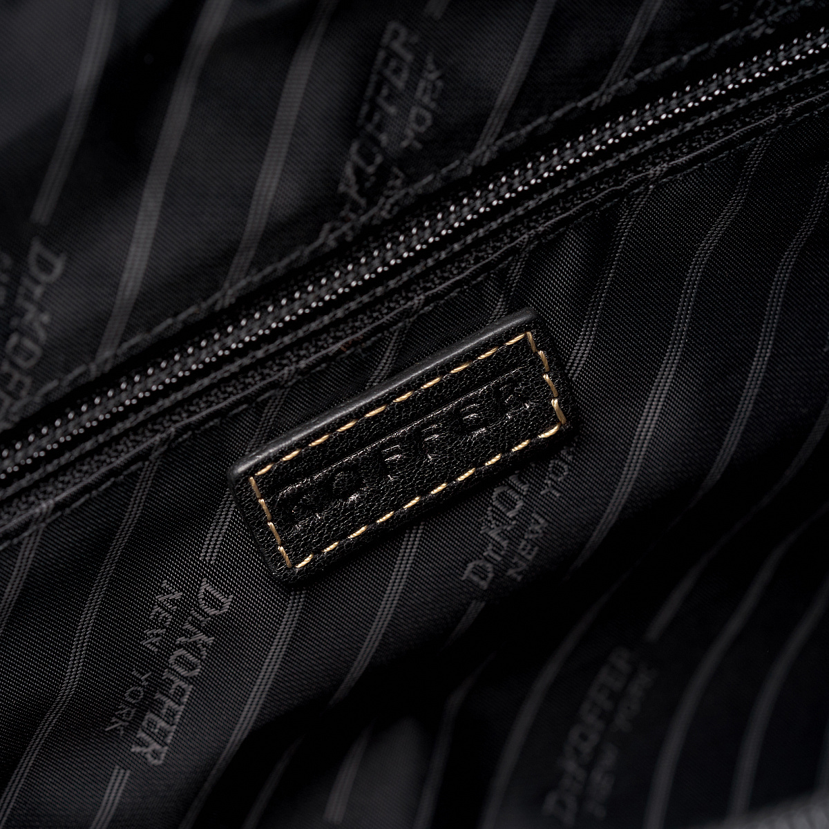 Портфель Dr.Koffer из натуральной кожи черный