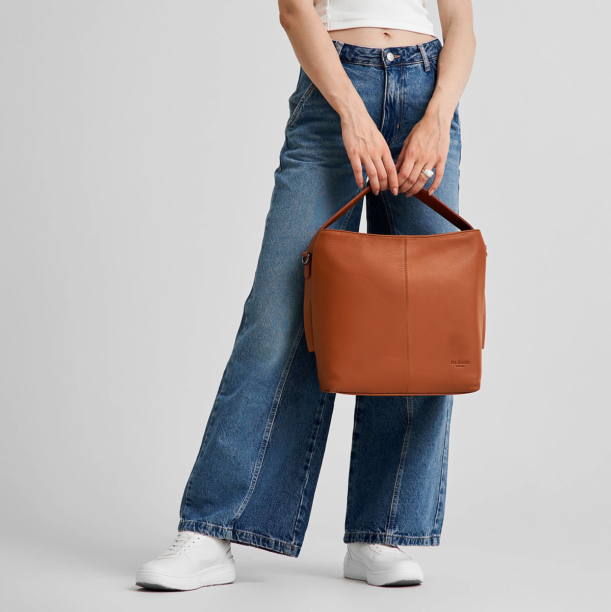 Женская сумка Dr.Koffer из натуральной кожи коричневая