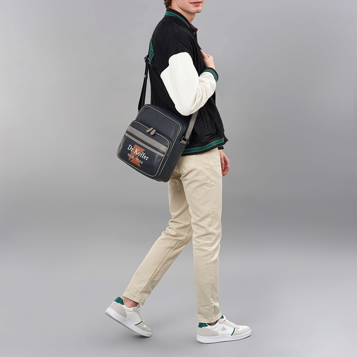 Сумка через плечо Dr.Koffer из натуральной кожи синяя