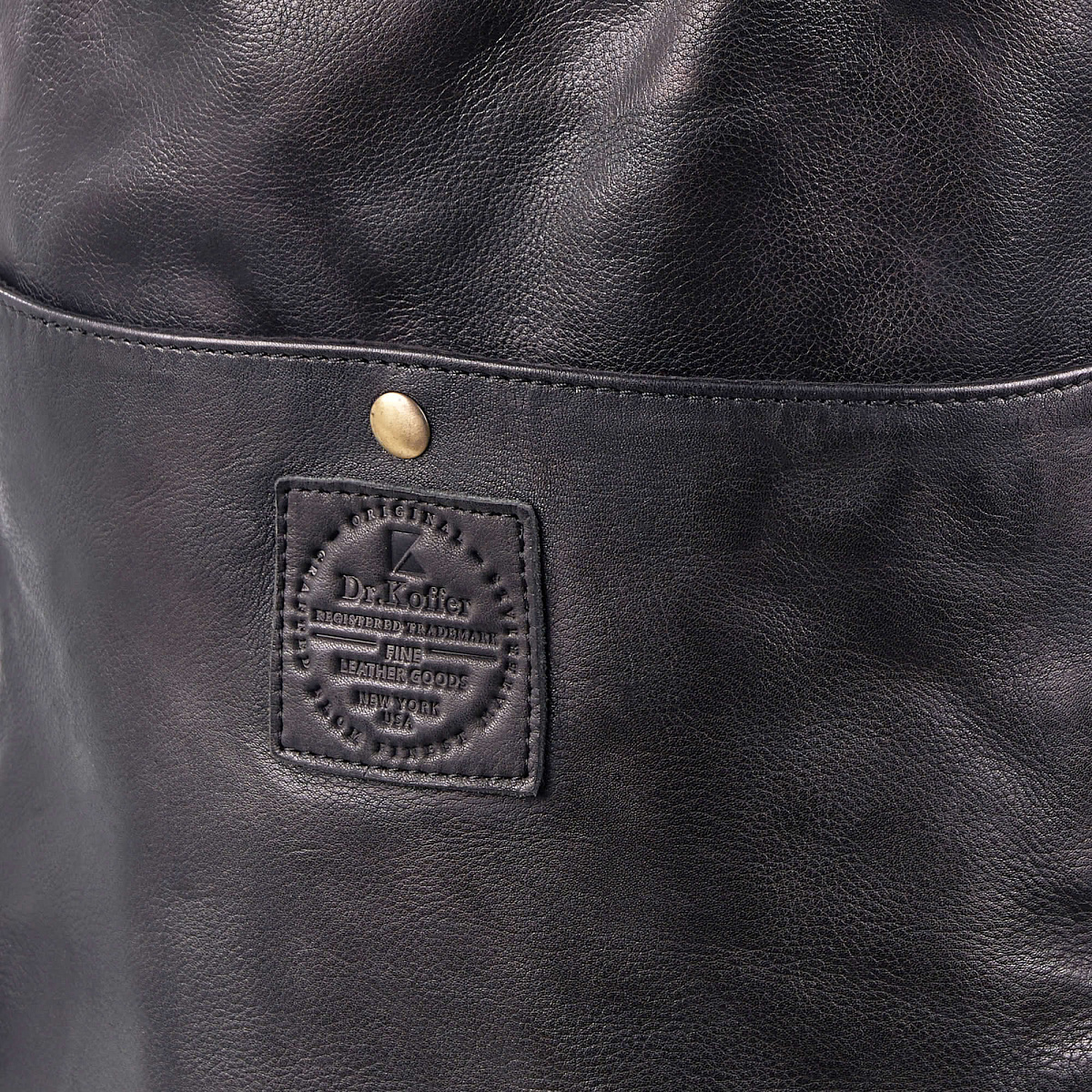 Рюкзак Dr.Koffer из натуральной кожи черный