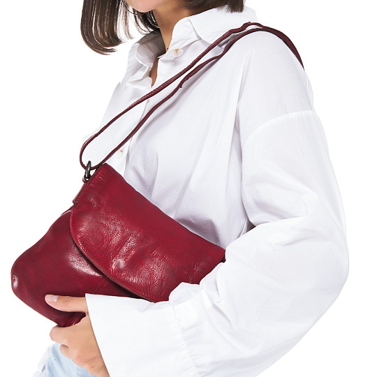 Сумка через плечо Dr.Koffer из натуральной кожи красная