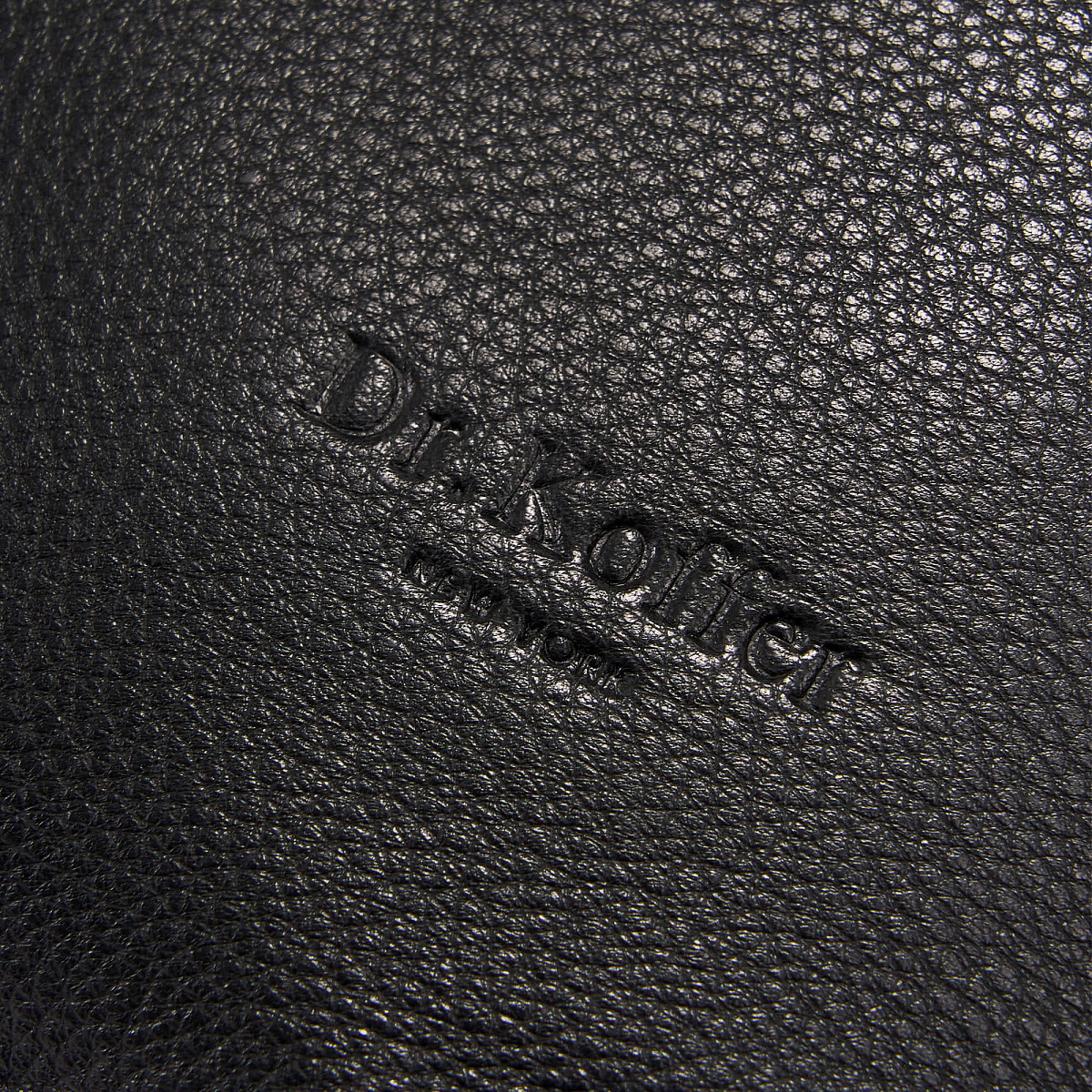 Женская сумка Dr.Koffer из натуральной кожи чёрная