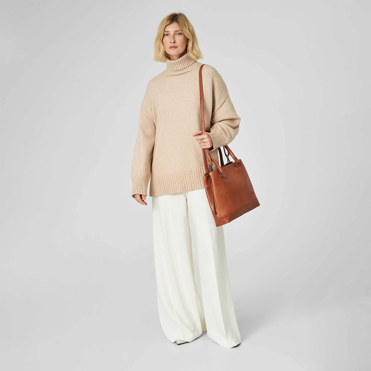 Женская сумка Dr.Koffer из натуральной кожи светло-коричневая