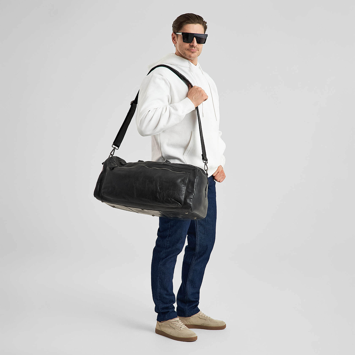 Сумка дорожная Dr.Koffer из натуральной кожи черная