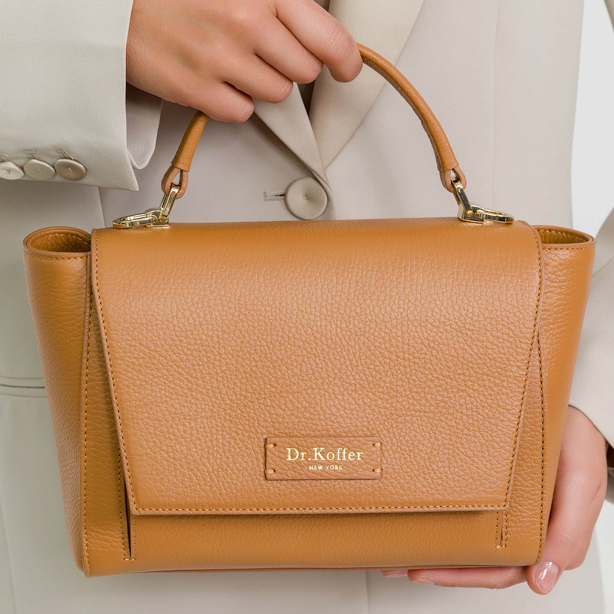 Женская сумка  Dr. Koffer из натуральной кожи коричневая