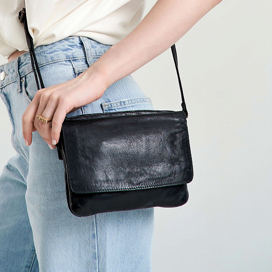 Сумка через плечо Dr.Koffer из натуральной кожи серая