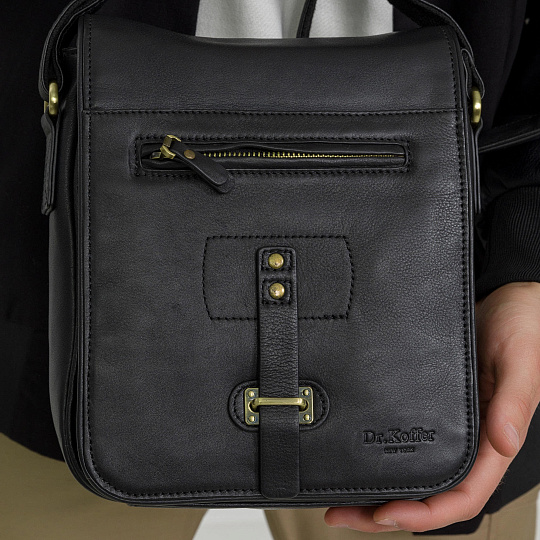 Сумка через плечо Dr.Koffer из натуральной кожи черная