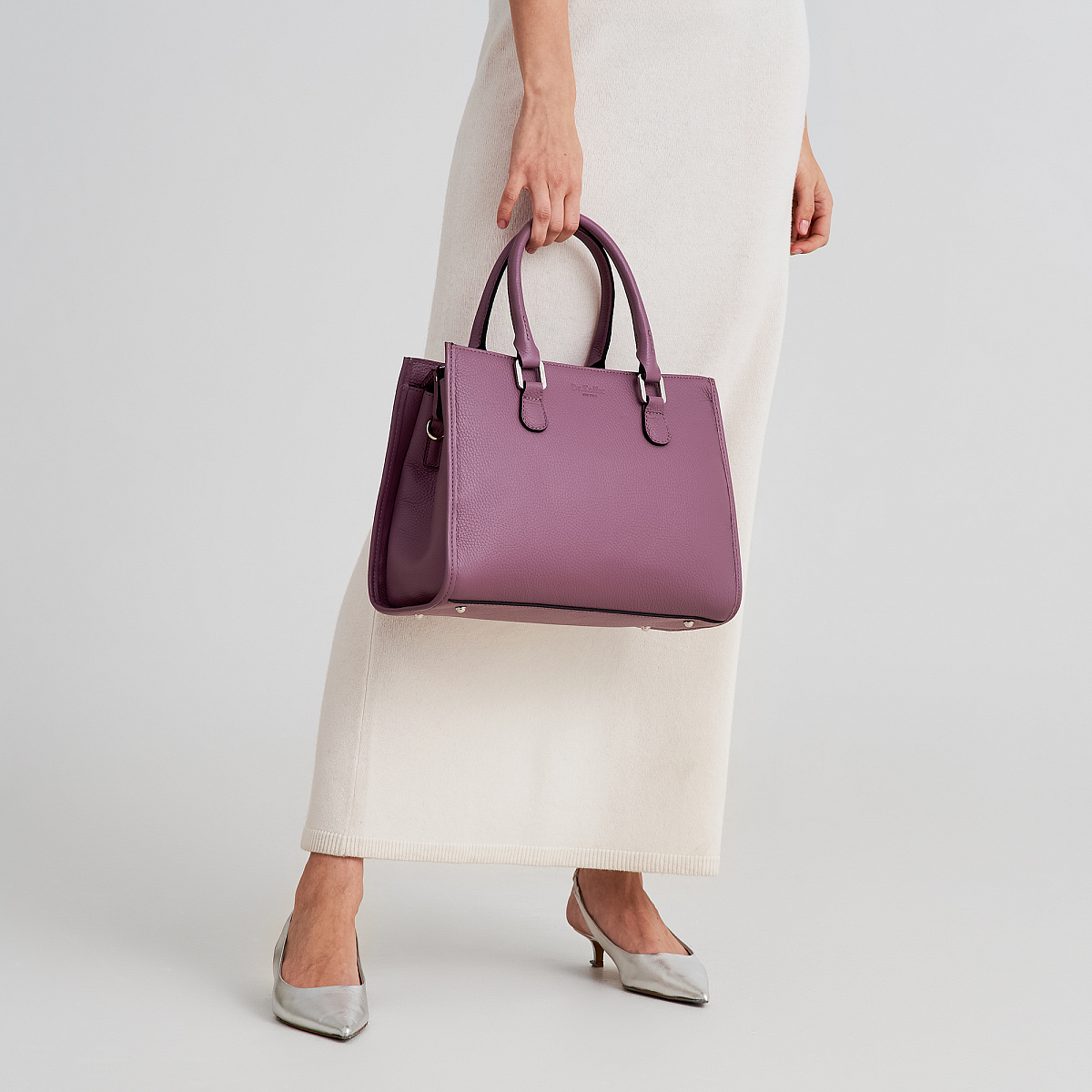 Женская сумка Dr. Koffer из натуральной кожи розовая