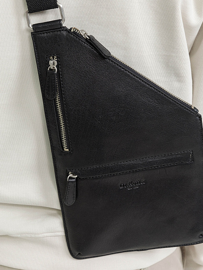 Сумка через плечо Dr.Koffer из натуральной кожи черная