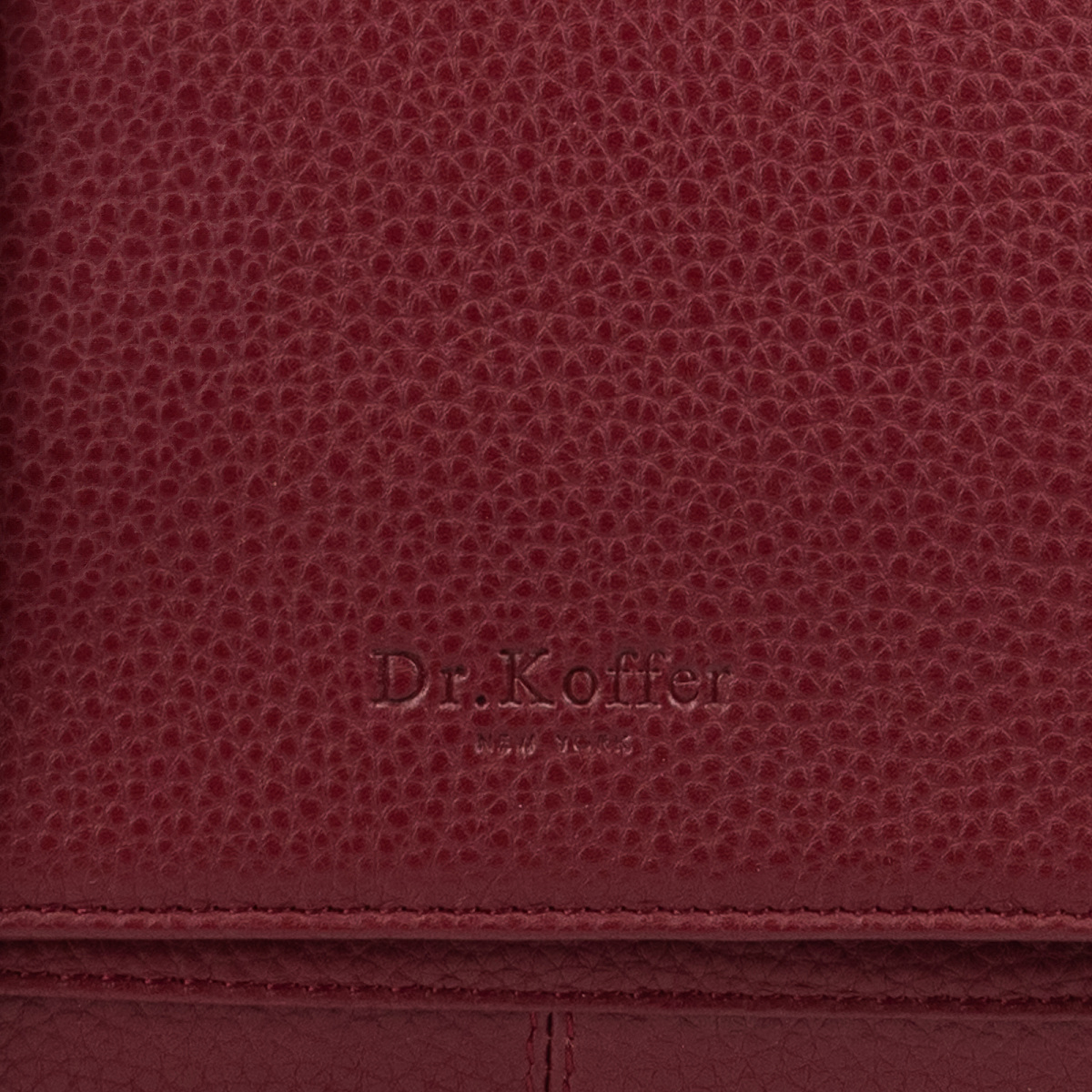 Женская сумка Dr.Koffer из натуральной кожи бордовая