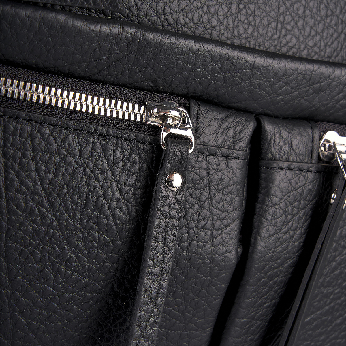 Сумка дорожная Dr.Koffer из натуральной кожи черная