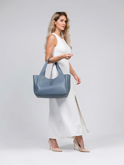 Женская сумка Dr.Koffer из натуральной кожи серая