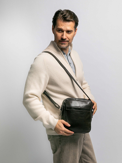 Сумка через плечо Dr.Koffer из натуральной кожи коричневая