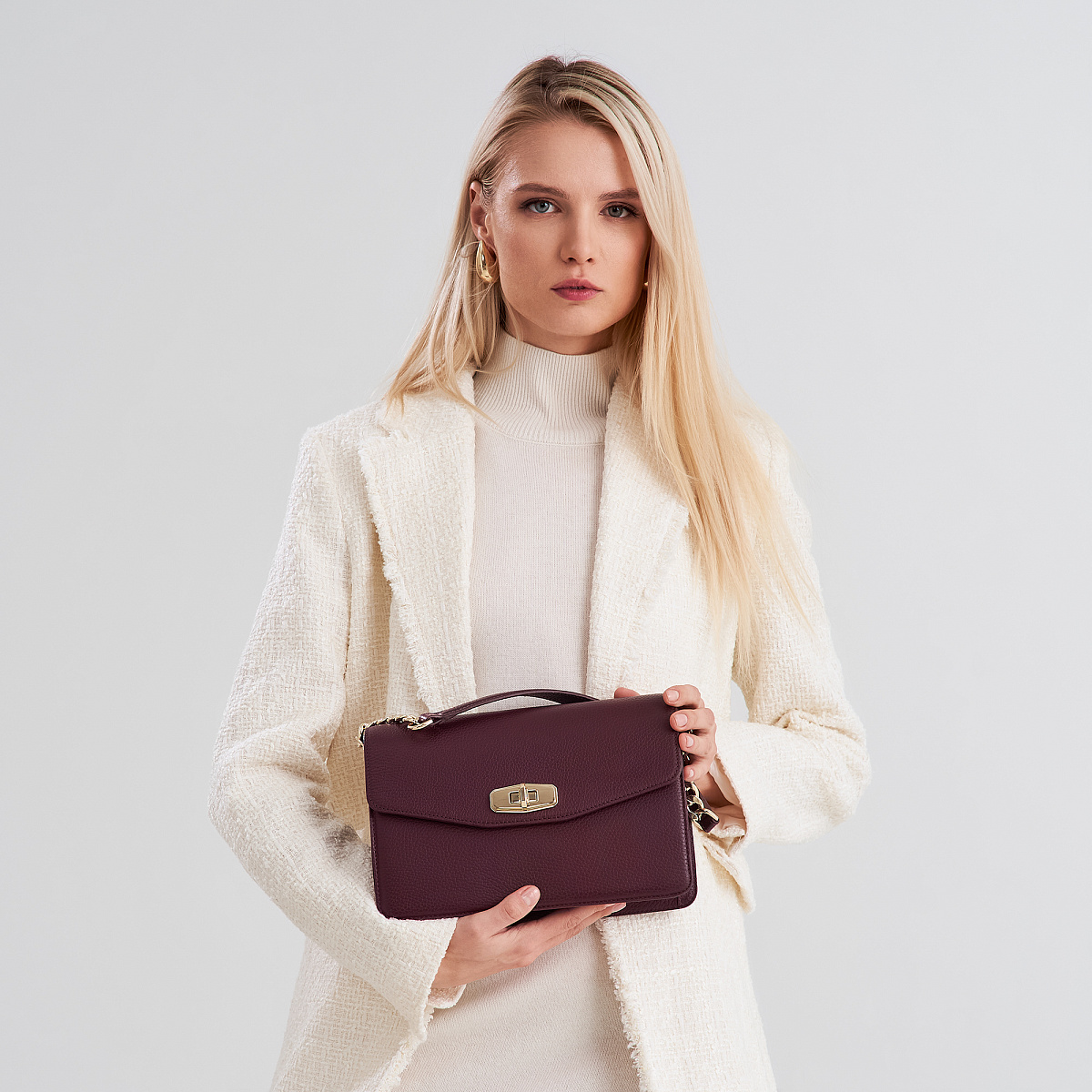 Женская сумка  Dr. Koffer из натуральной кожи бордовая