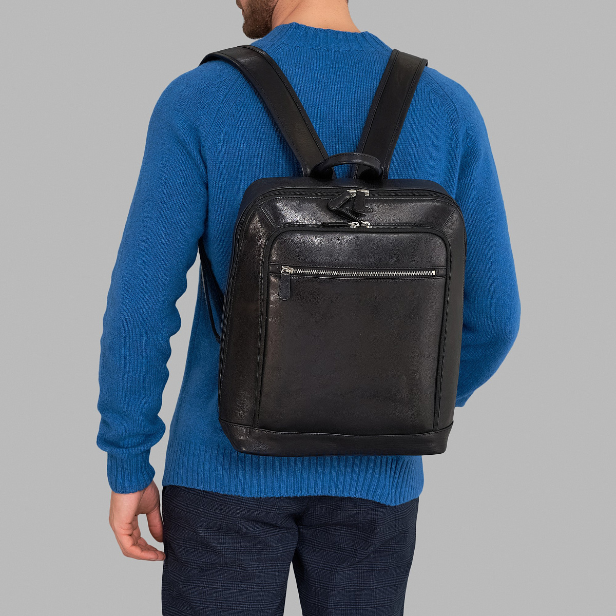 Рюкзак Dr.Koffer из натуральной кожи черный