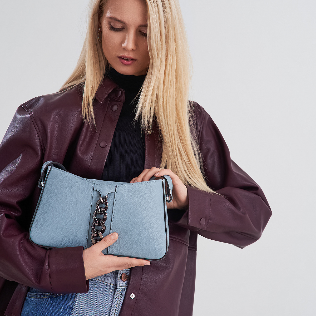 Женская сумка Dr. Koffer из натуральной кожи голубая