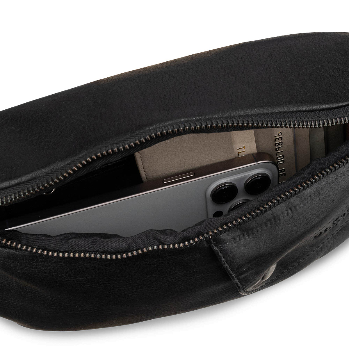 Сумка на пояс Dr. Koffer из натуральной кожи черная