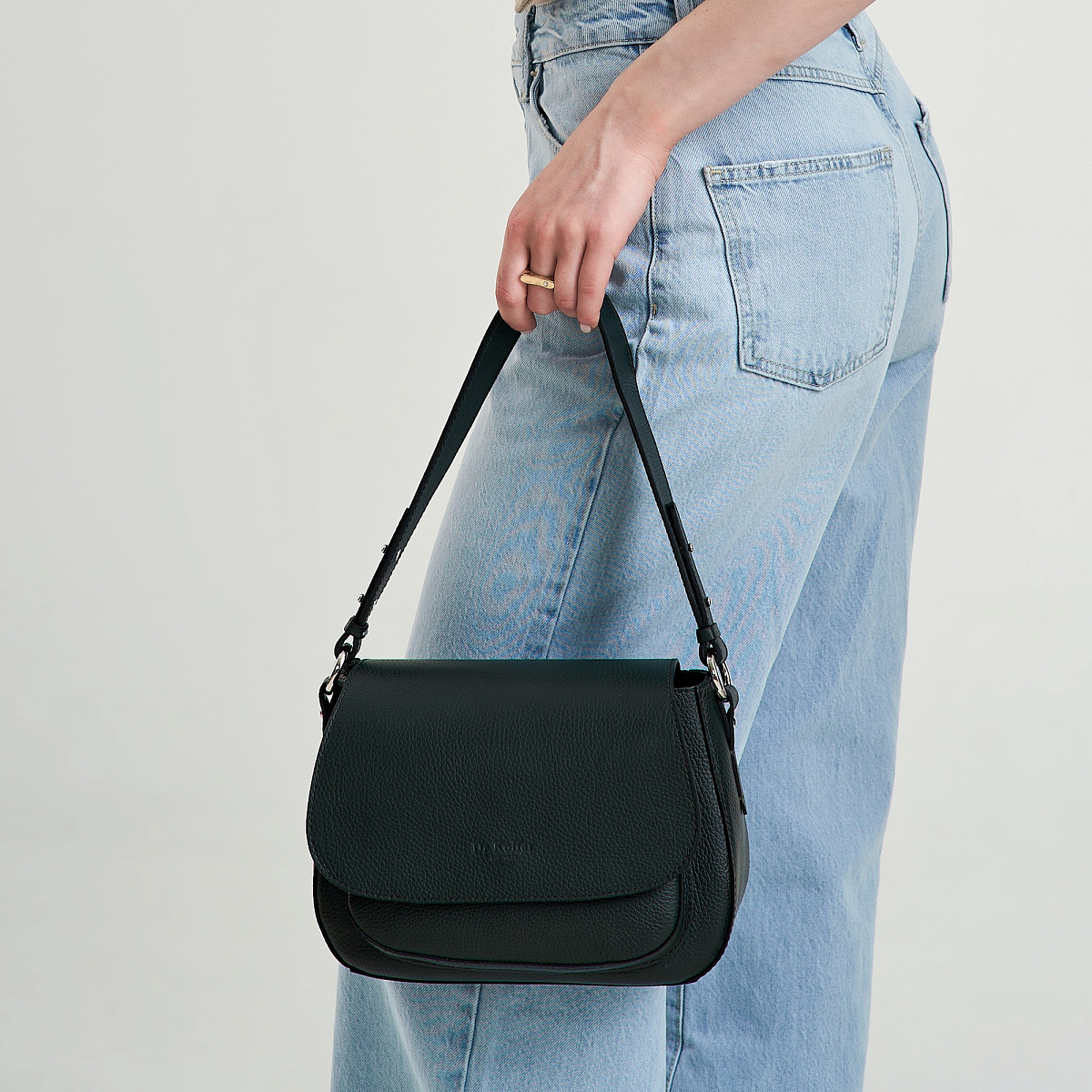 Женская сумка Dr. Koffer из натуральной кожи зеленая