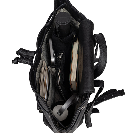 Рюкзак Dr.Koffer из натуральной кожи черный