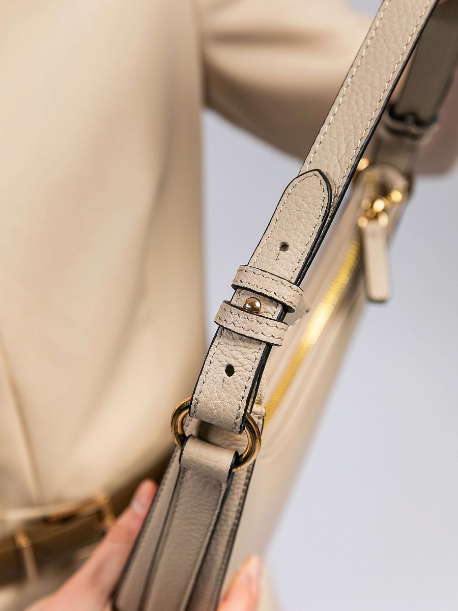 Женская сумка Dr. Koffer из натуральной кожи бежевая