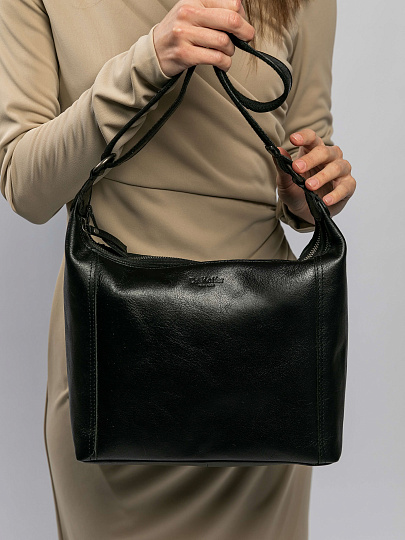 Сумка через плечо Dr.Koffer из натуральной кожи черная