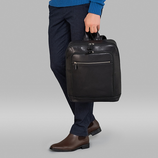 Рюкзак Dr.Koffer из натуральной кожи черный