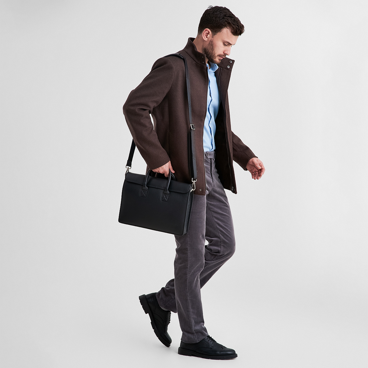 Деловая сумка Dr.Koffer из натуральной кожи черная