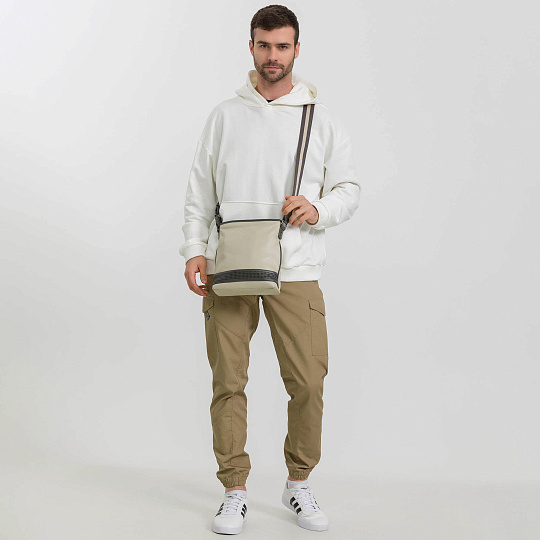 Сумка через плечо Dr.Koffer из натуральной кожи бежевая