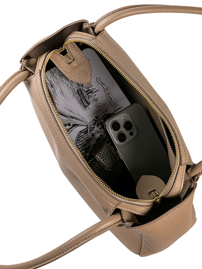 Женская сумка Dr. Koffer из натуральной кожи бежевая