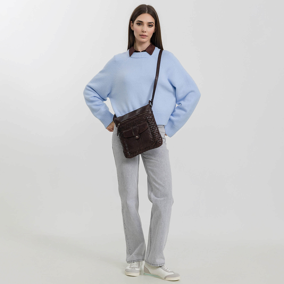 Сумка через плечо Dr.Koffer из натуральной кожи коричневая