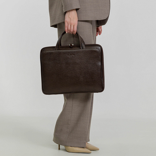 Женская сумка Dr.Koffer из натуральной кожи коричневая