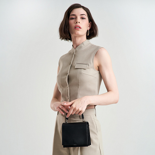 Женская сумка Dr. Koffer из натуральной кожи черная