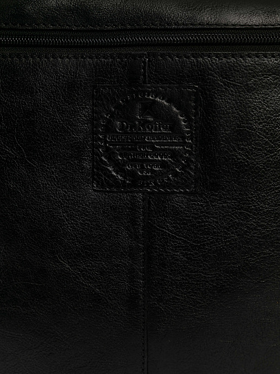 Сумка через плечо Dr.Koffer из натуральной кожи черная