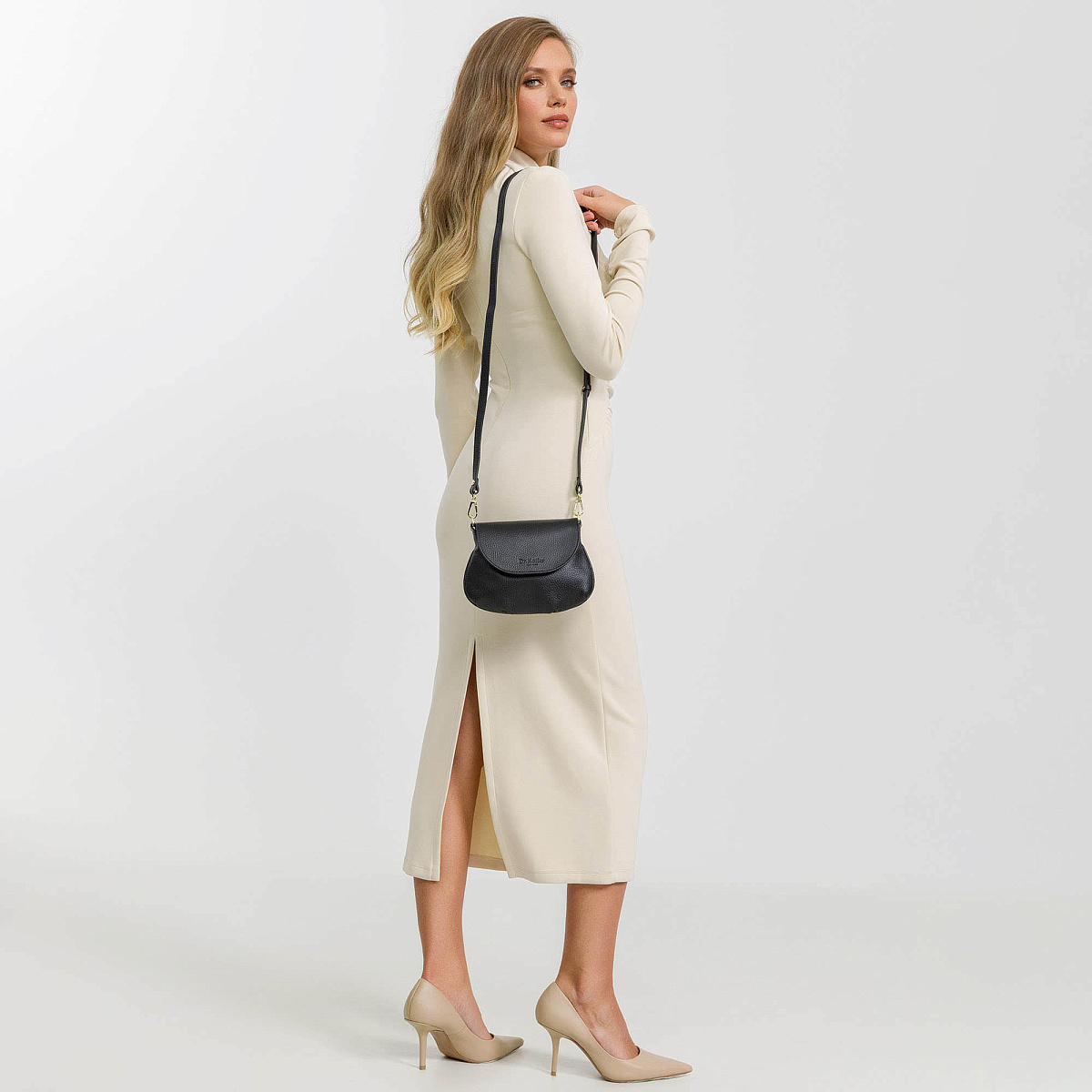 Женская сумка Dr. Koffer из натуральной кожи черная