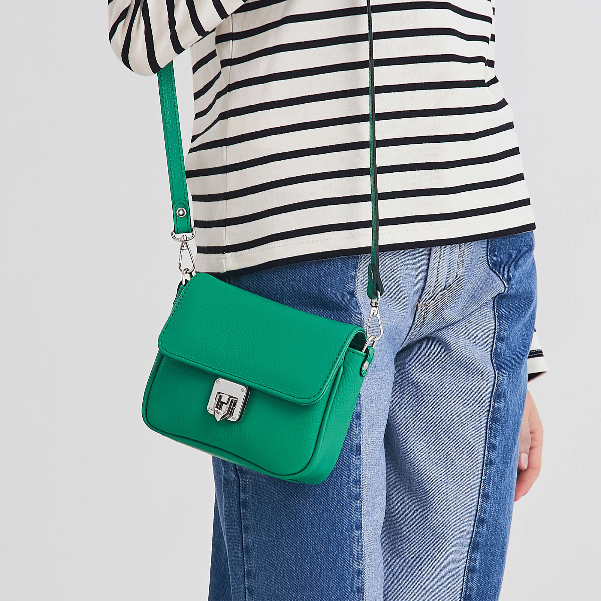 Женская сумка Dr. Koffer из натуральной кожи зеленая