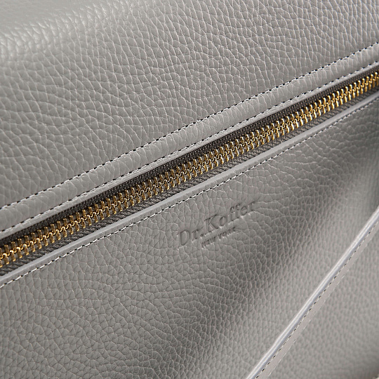 Женская сумка  Dr. Koffer из натуральной кожи серая