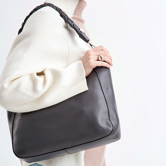 Женская сумка Dr. Koffer из натуральной кожи серая