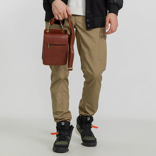 Сумка через плечо Dr.Koffer из натуральной кожи коричневая