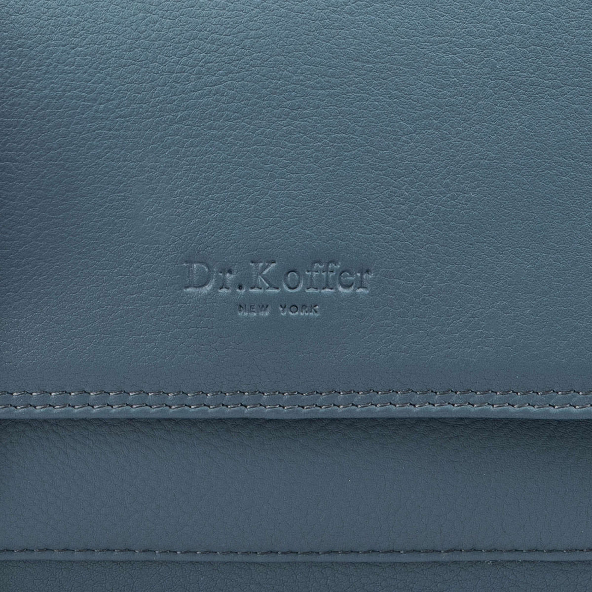 Женская сумка Dr.Koffer из натуральной кожи голубая