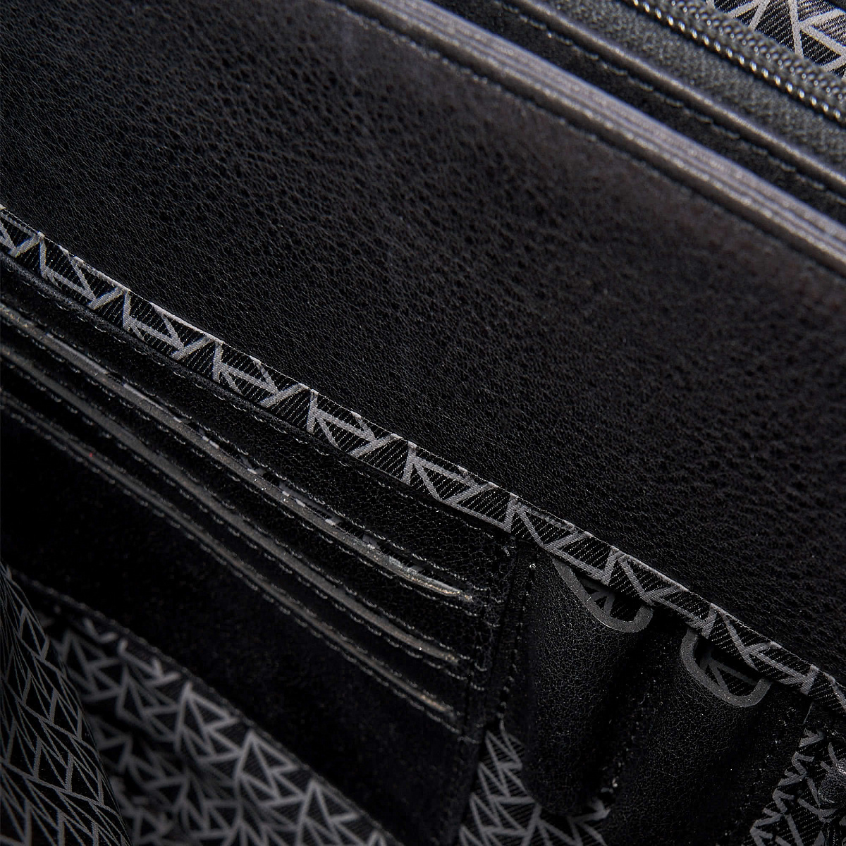 Портфель Dr.Koffer из натуральной кожи черный