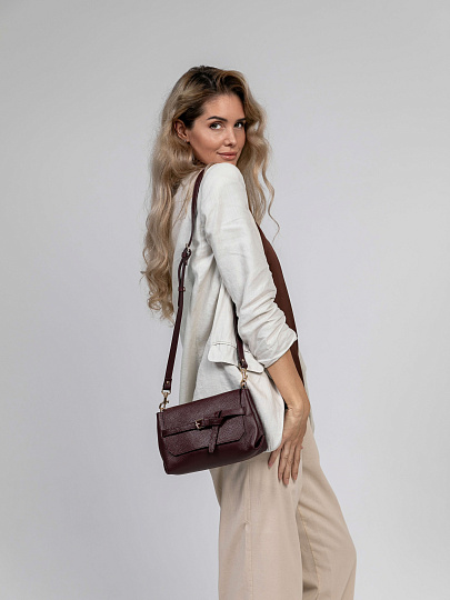 Женская сумка Dr.Koffer из натуральной кожи бордовая