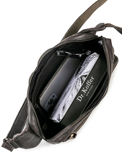 Сумка на пояс Dr. Koffer из натуральной кожи черная